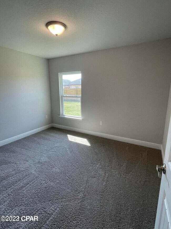 Building Photo - 3843 Heartwood St