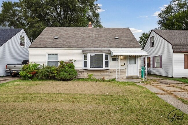 Primary Photo - $1250 - 3 bedroom Eastpointe