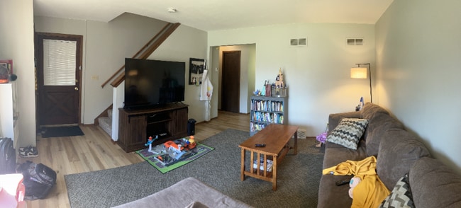 Building Photo - 2711 Albany Ct