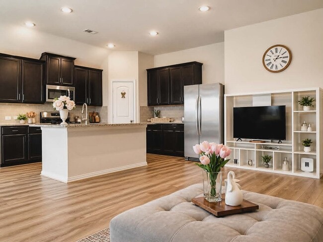 Building Photo - 16603 Villa Del Luna Ln