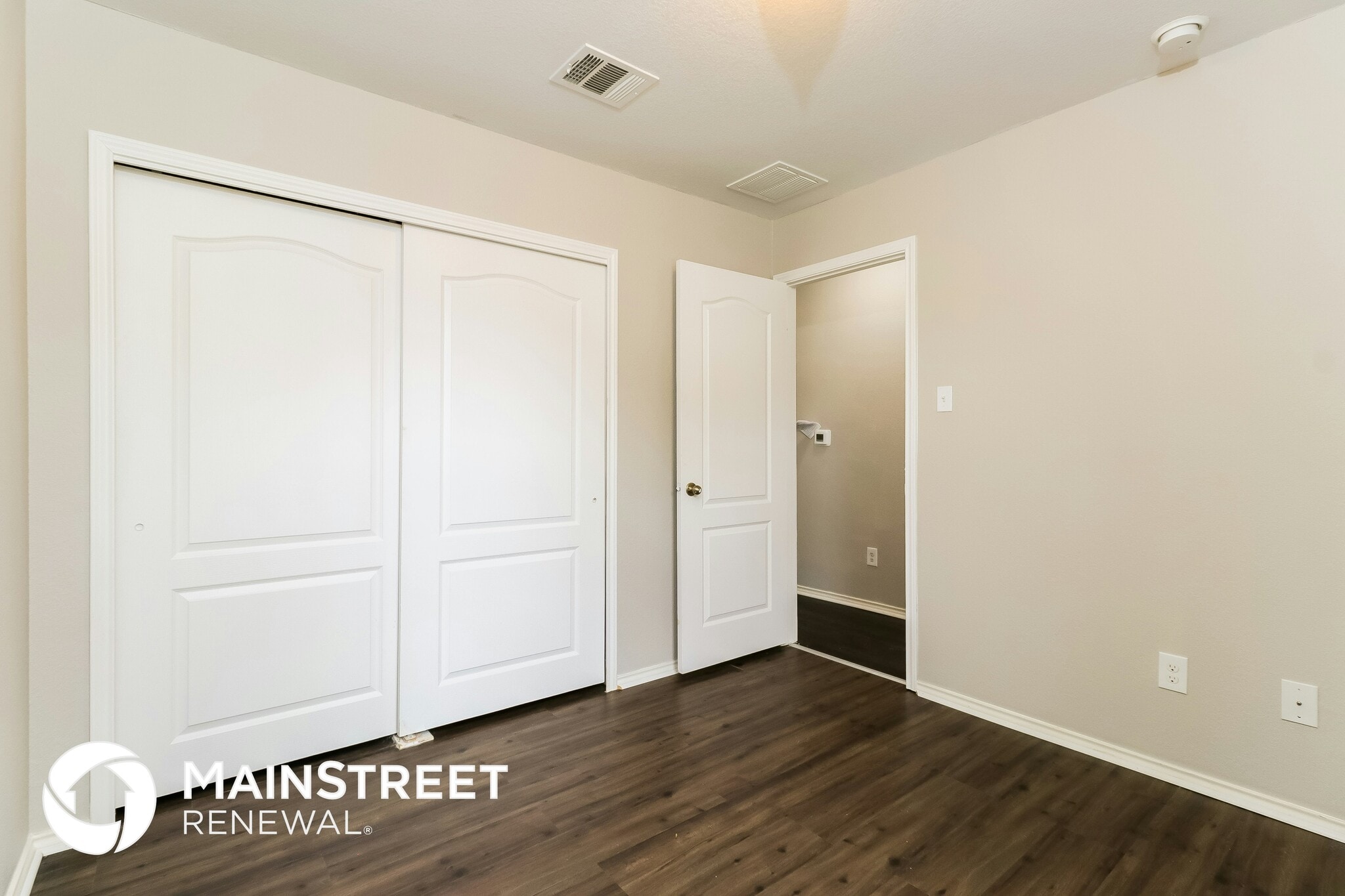 Building Photo - 13521 Coomes Dr