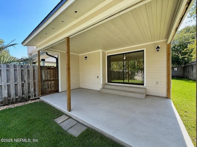 Building Photo - 1746 Ocean Grove Dr