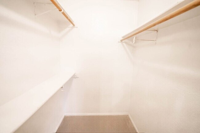 Building Photo - 1811 San Rafael St