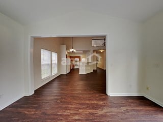 Building Photo - 138 Northland Ave