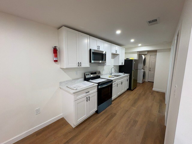 Kitchen - 1109 Chicago St SE