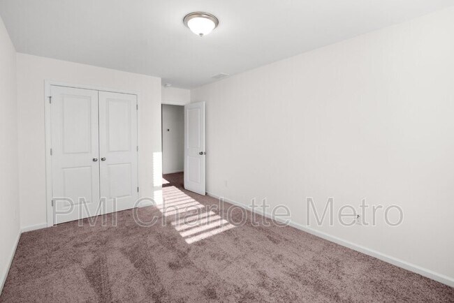 Building Photo - 2808 Trinity St