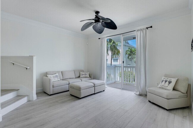 Building Photo - 155 Galicia Way
