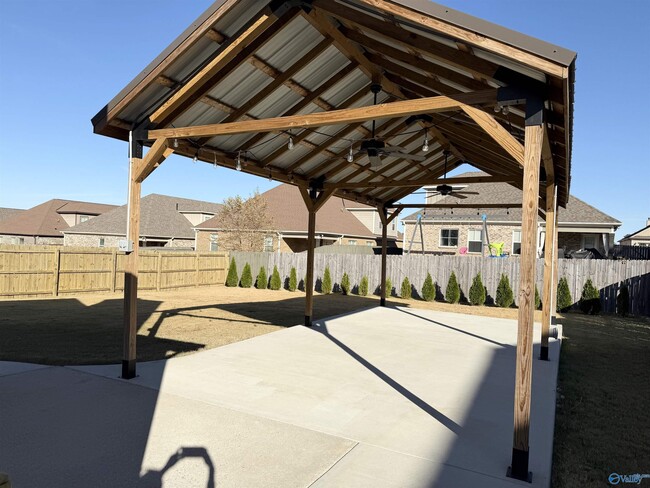 Building Photo - 2422 Quail Ridge Ln SW