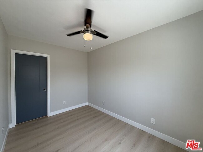 Building Photo - 1505 Cochran Ave