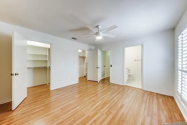 Onsuite - 7815 Broadway St