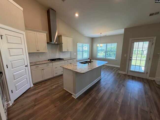 Building Photo - 764 Ruskin Dr