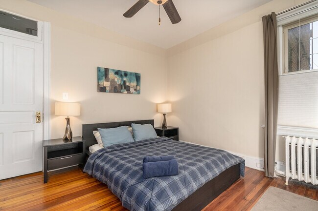 Building Photo - 2633 Adams Mill Rd NW