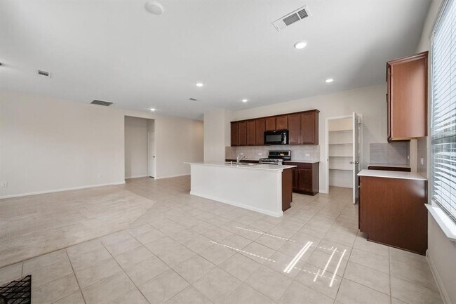 Building Photo - 9702 Fairymoss Ct