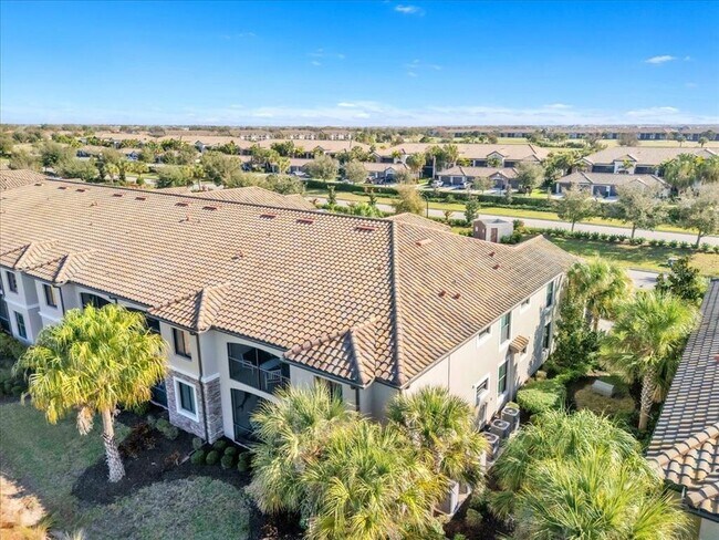 Building Photo - 5527 Palmer Cir