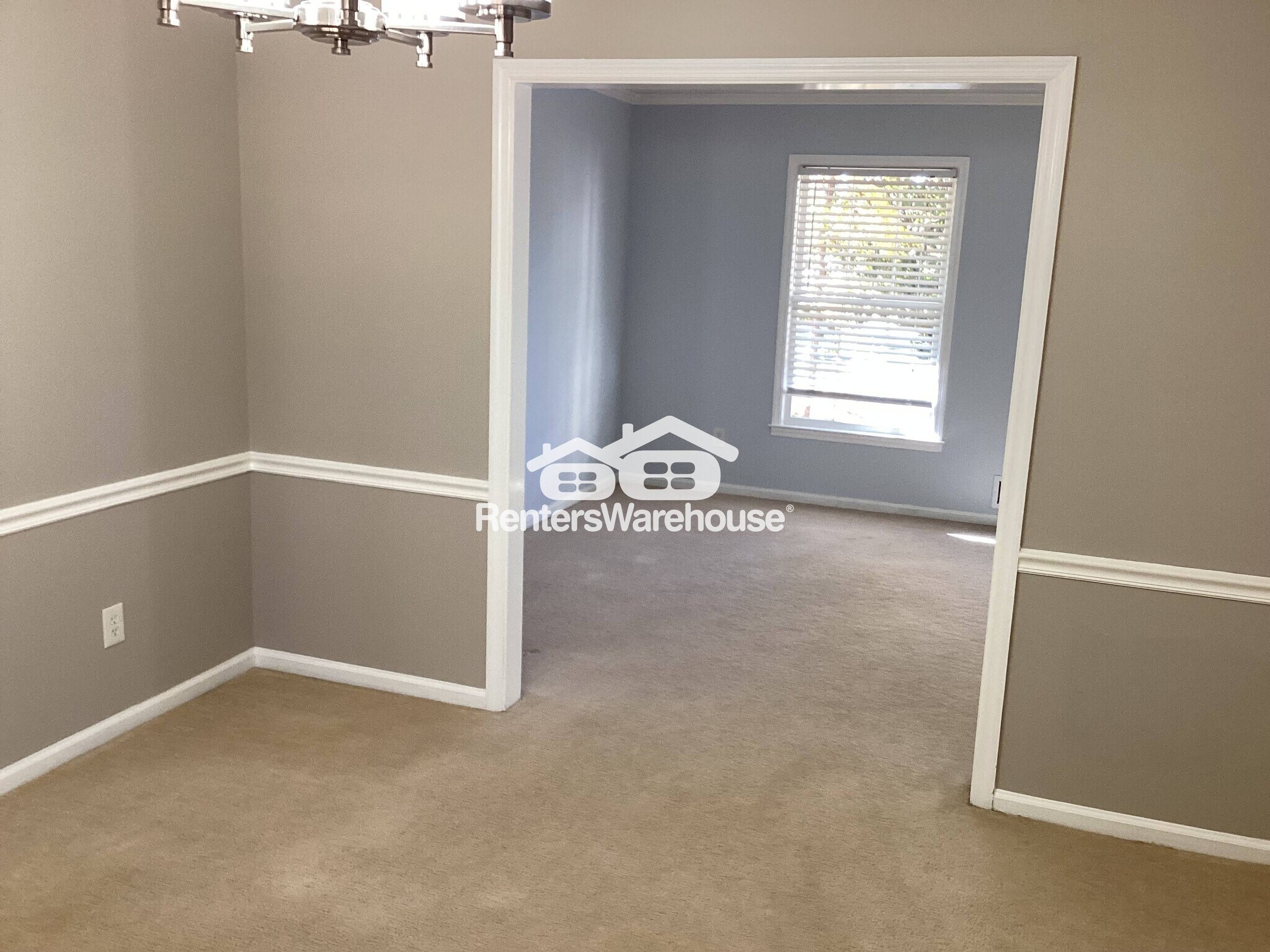 Building Photo - 4695 N Peachtree Rd