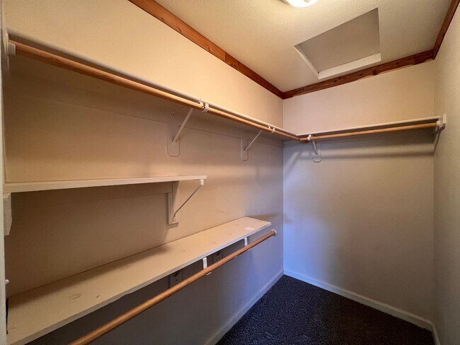 Building Photo - 3 bedroom Fernley home in Donner Trails, F...