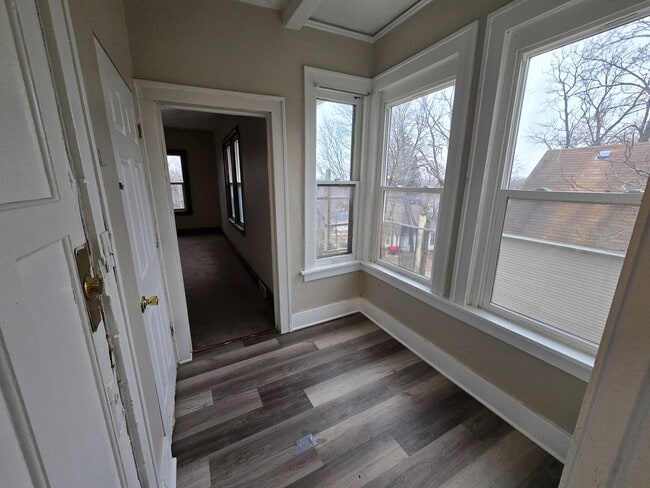 Building Photo - 1512 Jones St