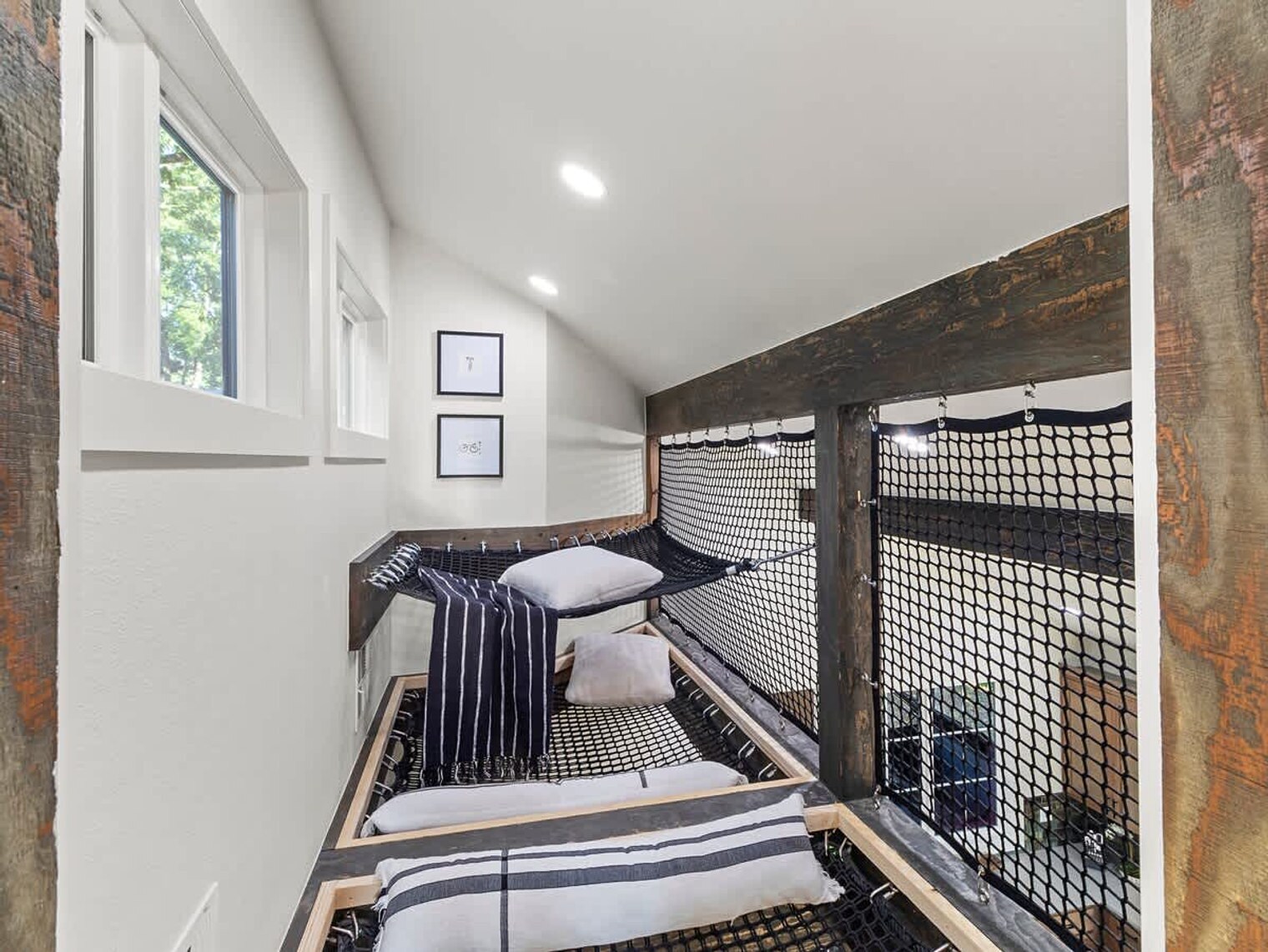 Building Photo - 2104 Almand Dr