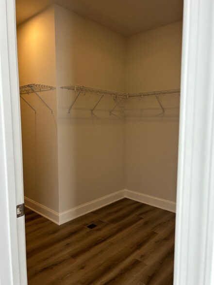 Building Photo - 7511 Crowley St