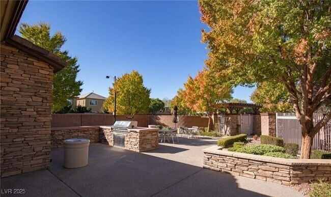 Building Photo - 10647 Bandera Mountain Ln