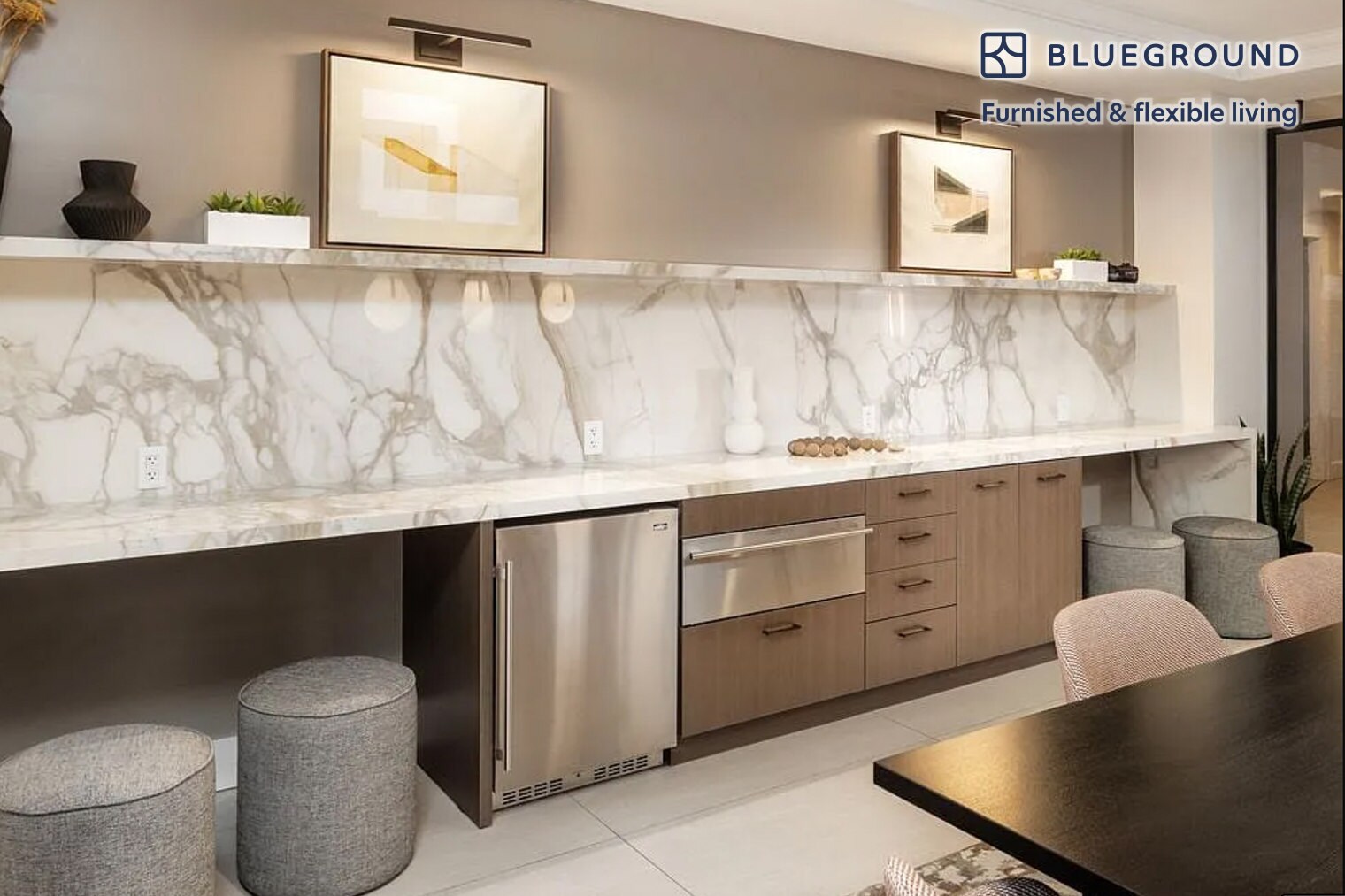 Building Photo - 160 Boylston St