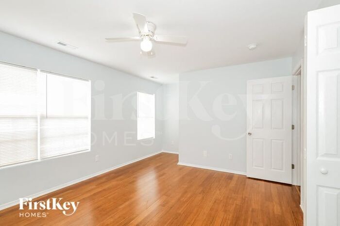 Building Photo - 16315 Circlegreen Dr