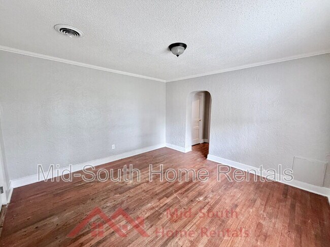 Building Photo - 1379 Ferguson Rd