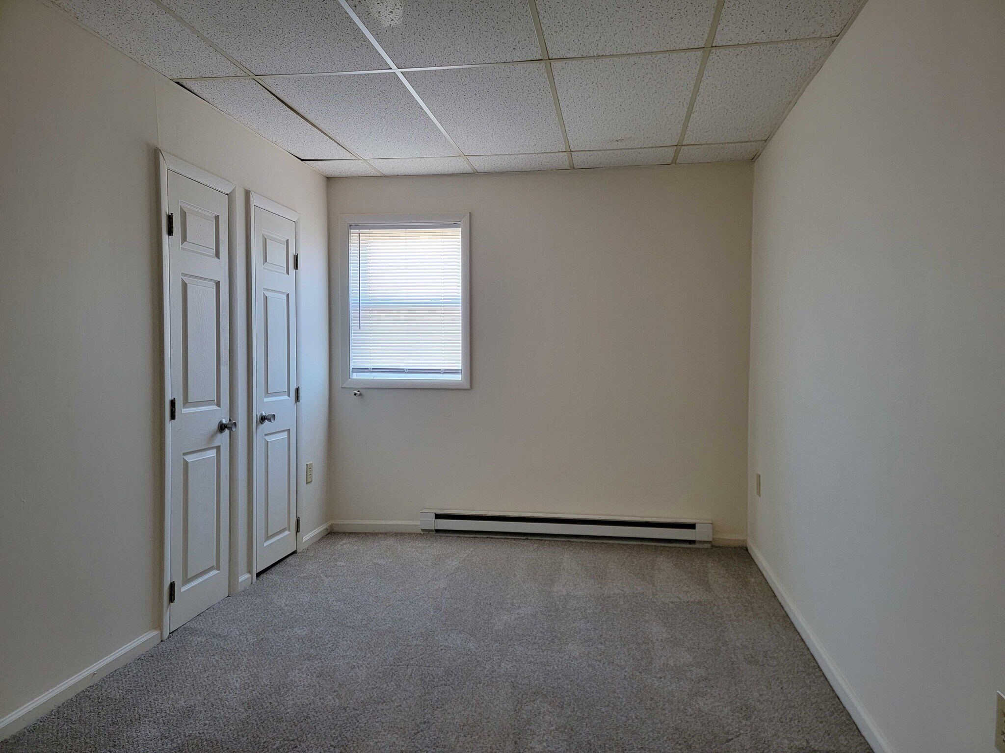 Building Photo - 84 Gross St