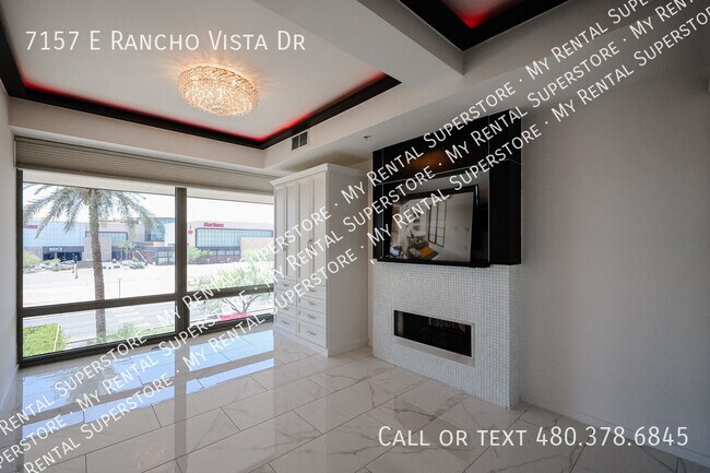 Building Photo - 7157 E Rancho Vista Dr
