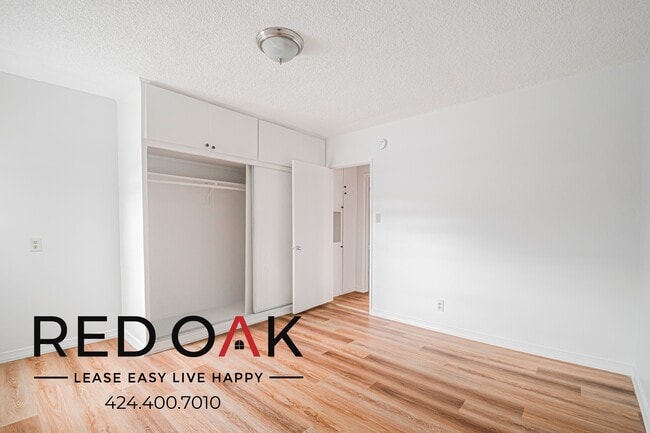 Building Photo - 1666 Lomita Blvd