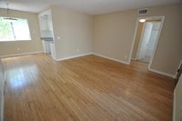 Building Photo - 12338