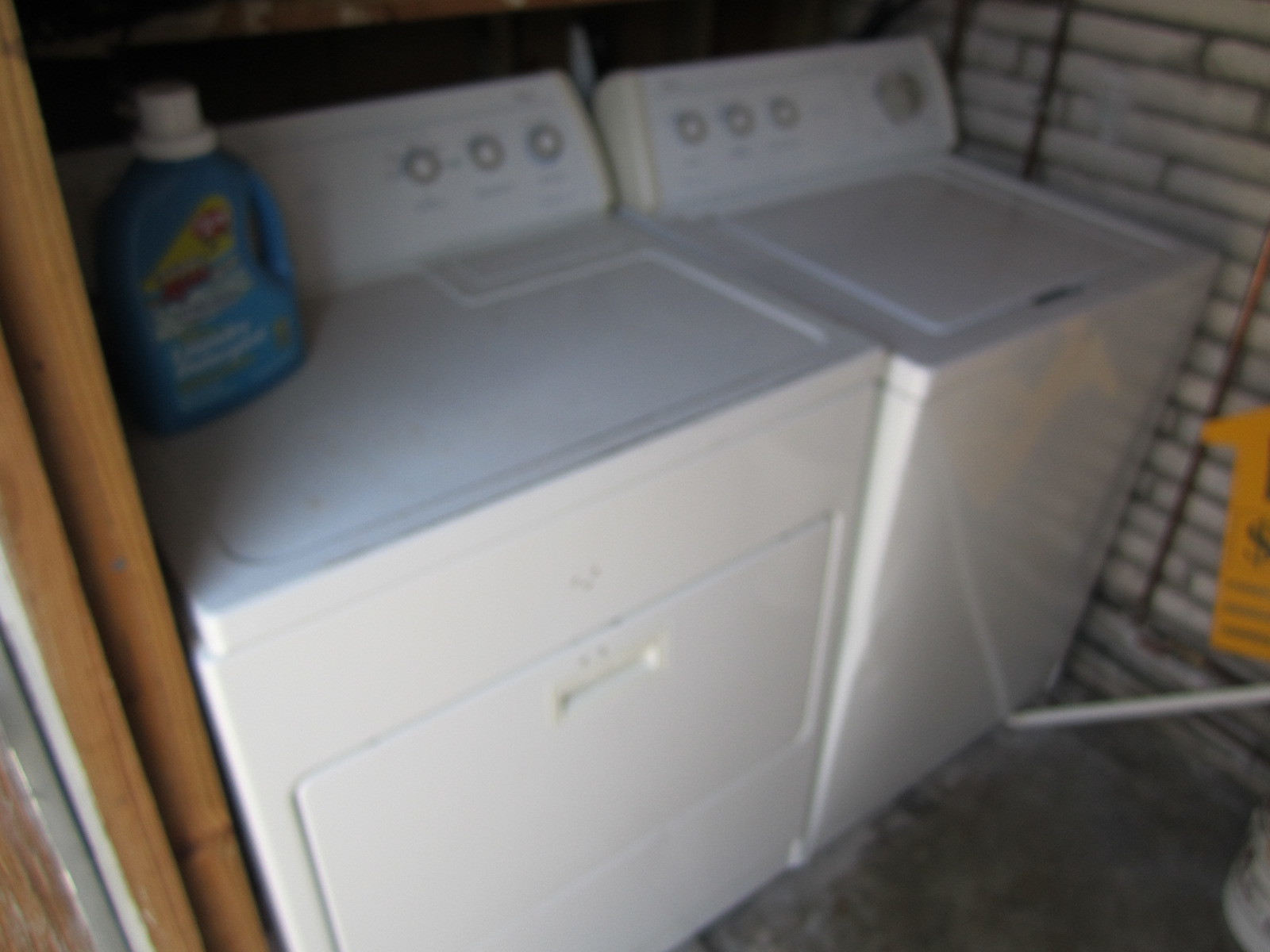 Washer/Dryer included - 4644 Poinciana St