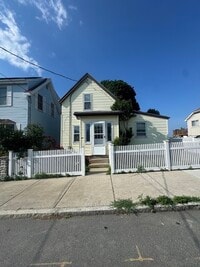 Building Photo - 52 Crest Ave