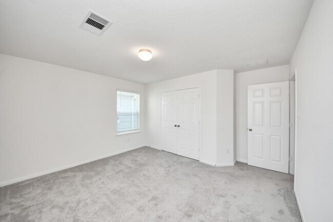 Building Photo - 17310 Rock Willow Ln