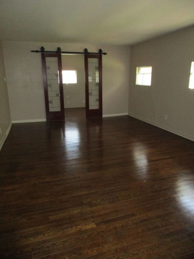 Building Photo - Charming Remodeled Home