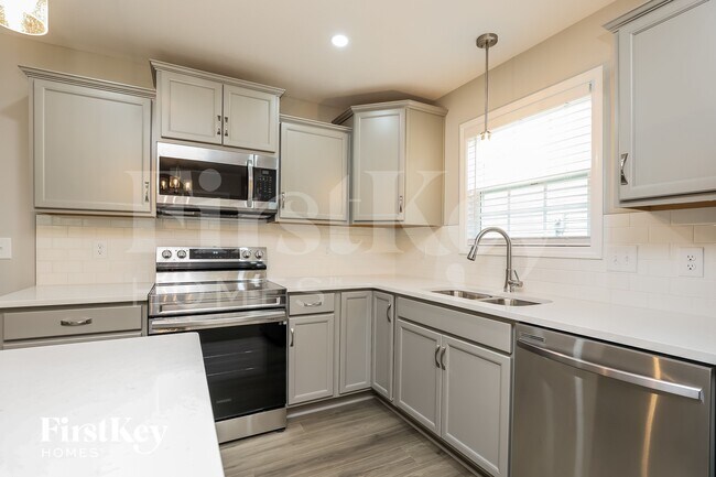 Building Photo - 1094 Winesap Rd