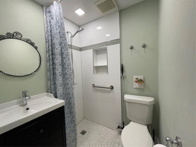 Building Photo - 2342 SW 128th Ave