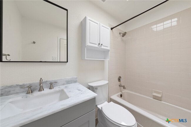 Building Photo - 4512 Sunflower Ln