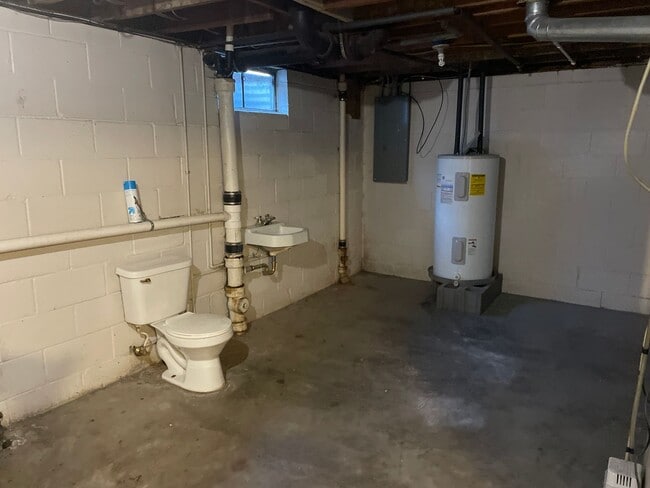 Building Photo - 1 Bedroom 1 Bath house