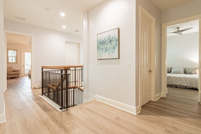 Building Photo - Seasonal Fully Furnished Home in Fiddler's Creek - AVAIL JAN-APRIL