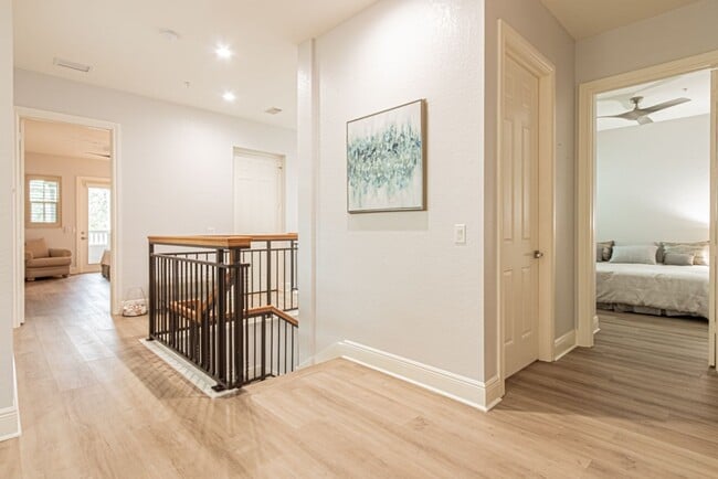 Building Photo - Seasonal Fully Furnished Home in Fiddler's Creek - AVAIL NOW-MAY