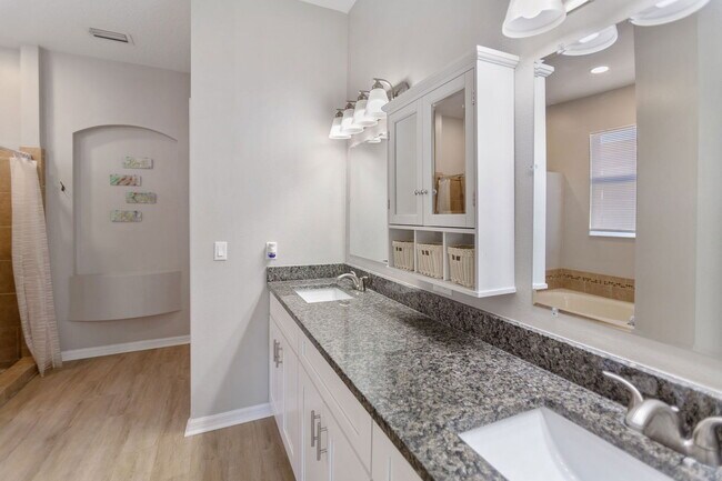 Building Photo - 29704 Eagle Station Dr