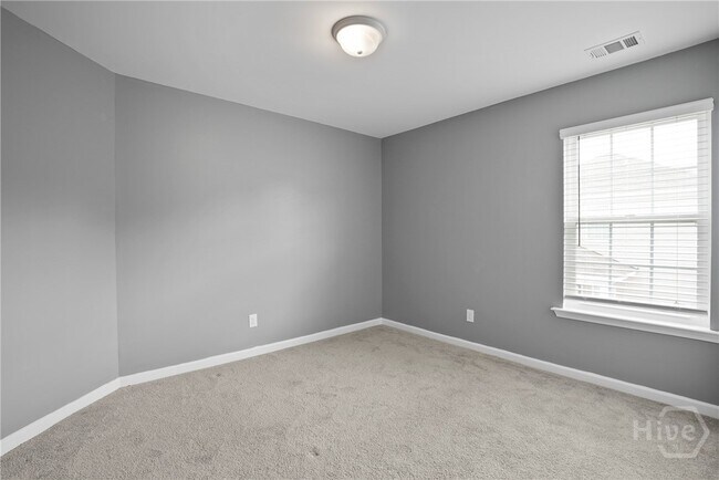 Building Photo - 11 Swallow Tail Cir