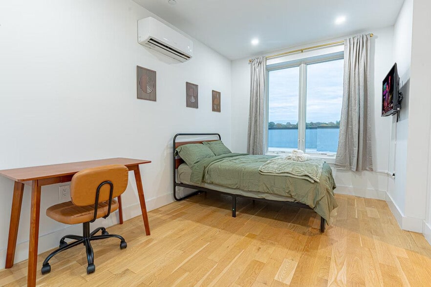 Building Photo - 1255 Decatur St