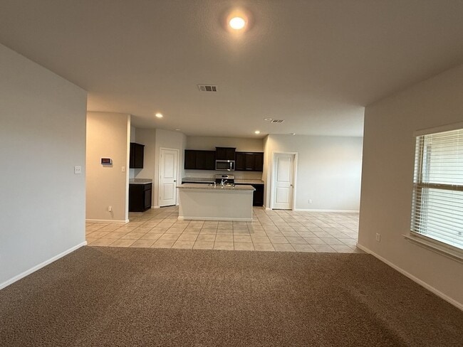 Building Photo - 10530 Ft Cibolo Trl