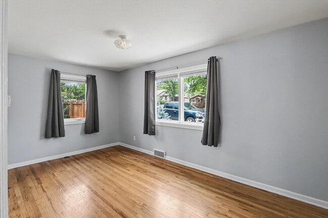 Building Photo - "Charming 3-Bed Home in Longmont – Spacious 1400 Sq Ft Living!"