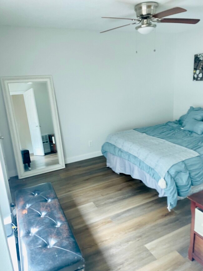 Building Photo - 20390 Fairway Dr