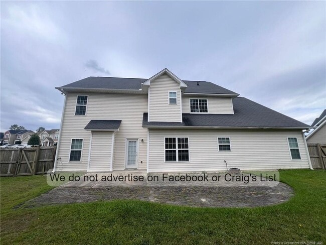 Building Photo - 2717 Altgero Ave