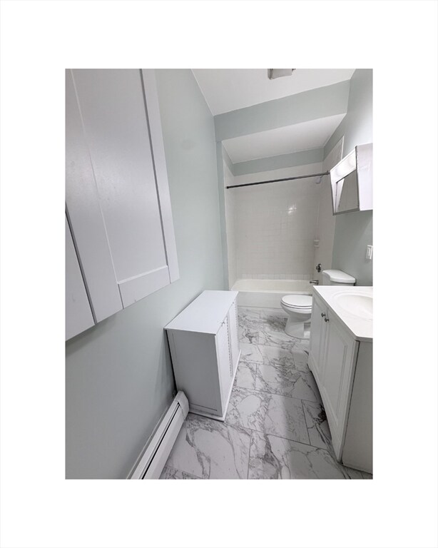 Building Photo - 14 Mt Everett St