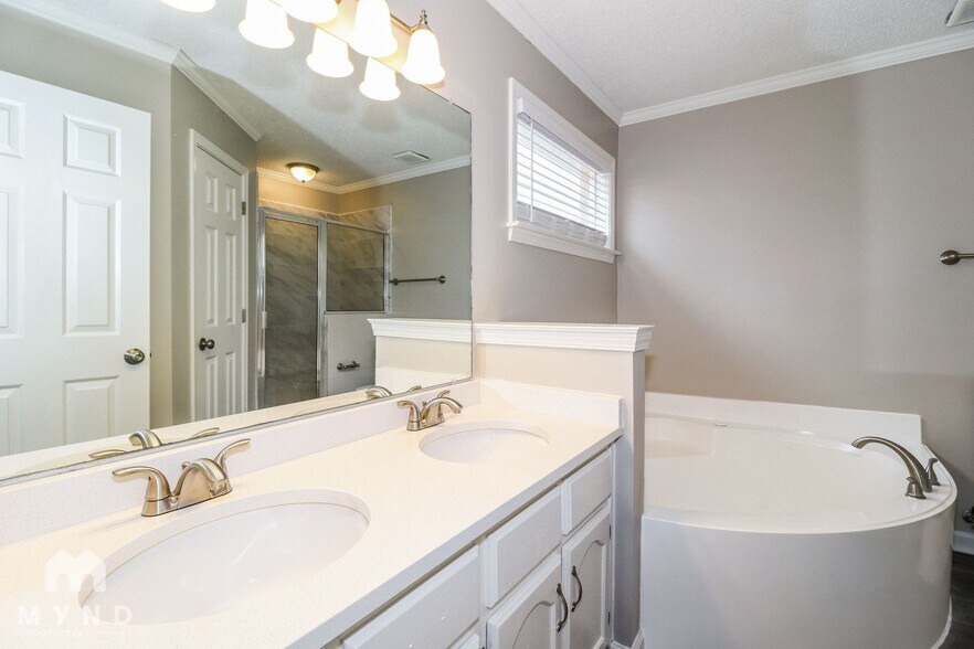 Building Photo - 9020 Pepper Hollow Ct